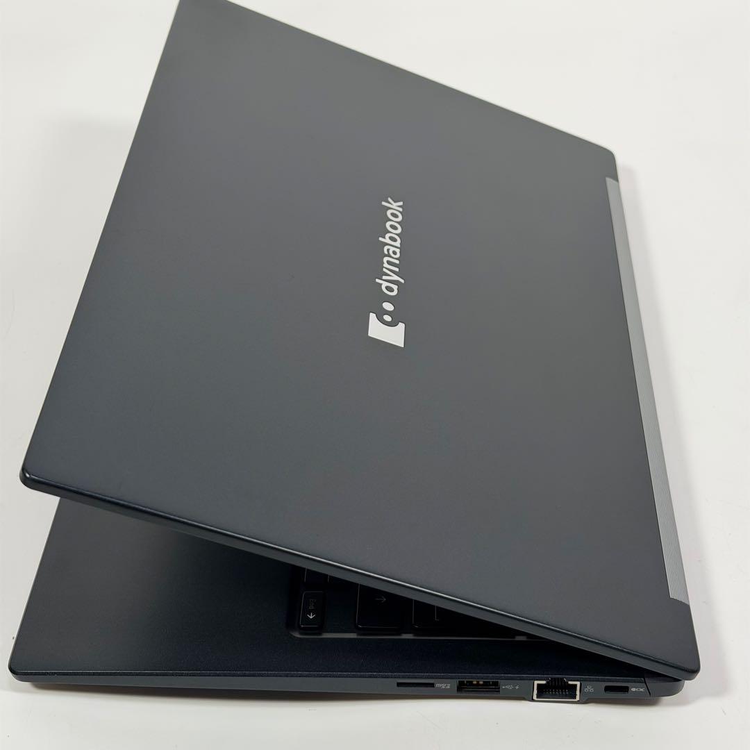 17.G83/KW i5第12世代 16G SSD512G Office2024