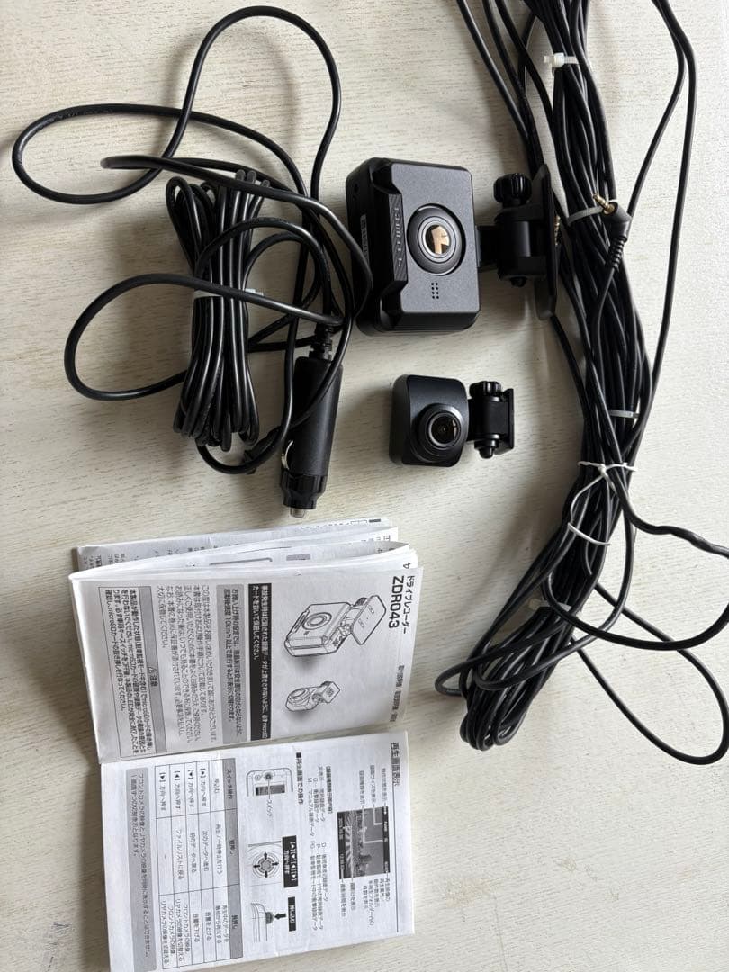 【中古】ドライブレコーダー　前後セット　ZDR043 マイクロSD付き