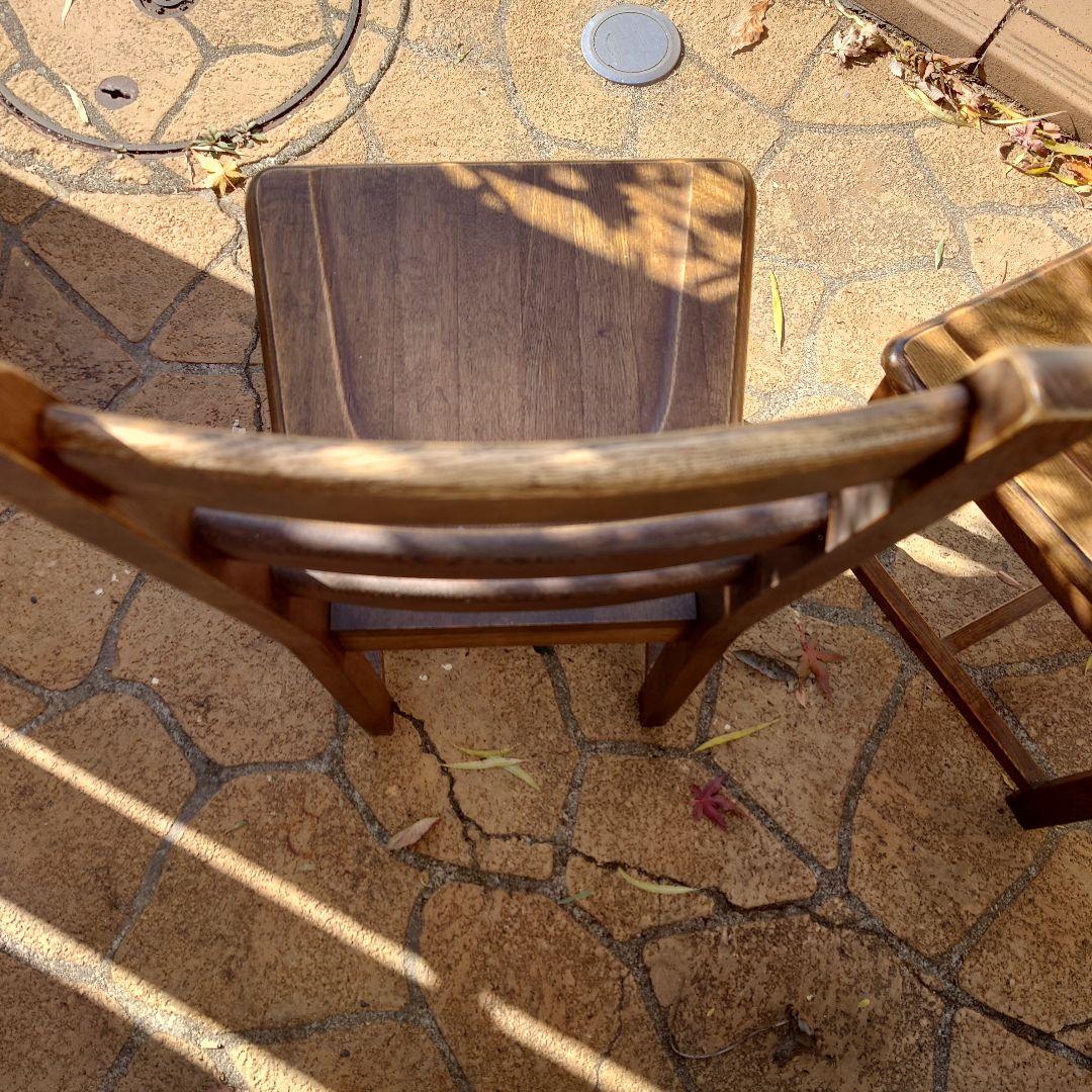 ダックス　木製ブラウンダイニングチェア　椅子2脚　テーブル