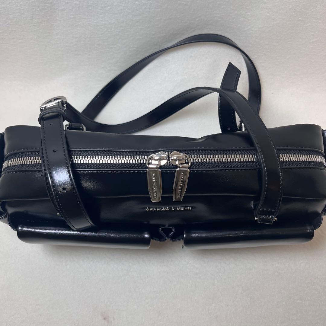 レイナ様　チャールズアンドキース ショルダーバッグ レイチェル ブラック