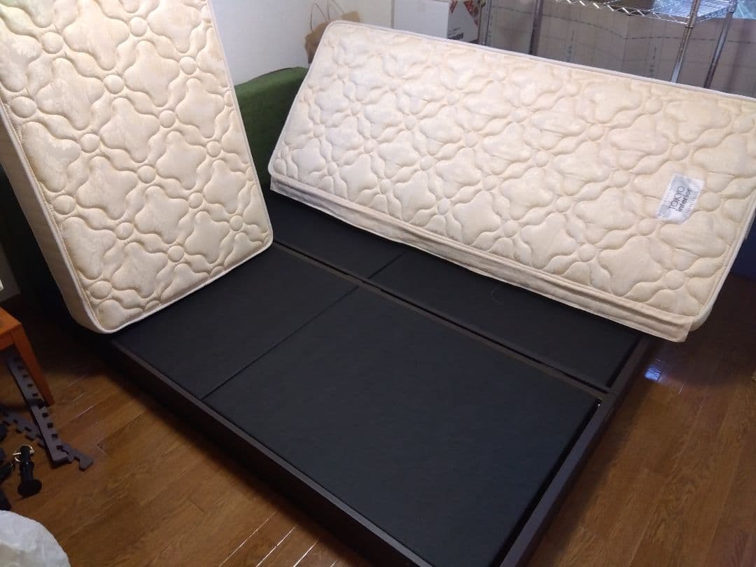※ndt0210様、専用　クイーンサイズベッド　 マットレスのセット