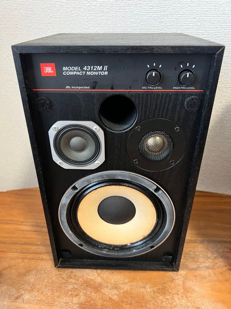 ル*イ様 中古　美品　JBL 4312MⅡ COMPACT MONITOR