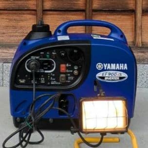 ②ヤマハ　YAMAHA EF900iS 発電機 （美品）