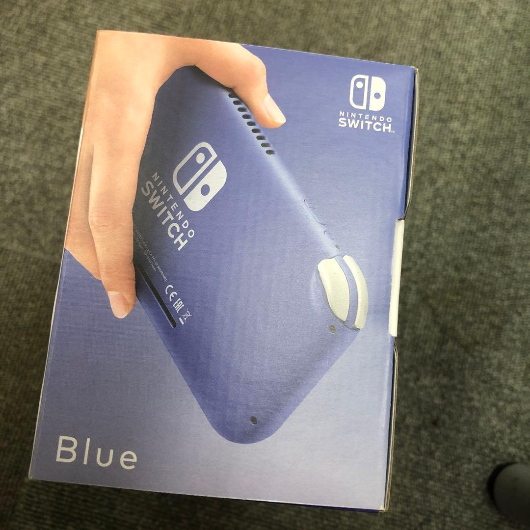 Nintendo Switchライト　ブルー