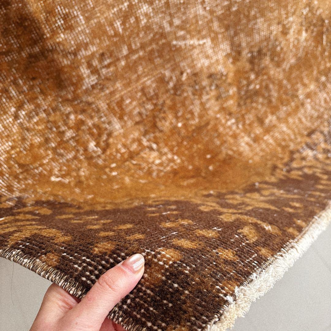 トルコ　ヴィンテージラグ　ブラウン　オーバーダイ