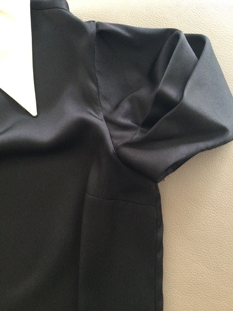 MIUMIU ブラックワンピース　シルク　かわいい　結婚式　38 美品　匿名送込