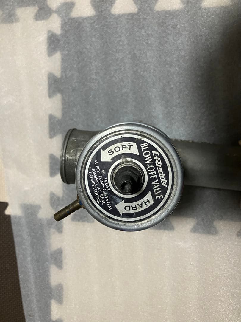 トラスト　ブローオフバルブ　タイプRかな？