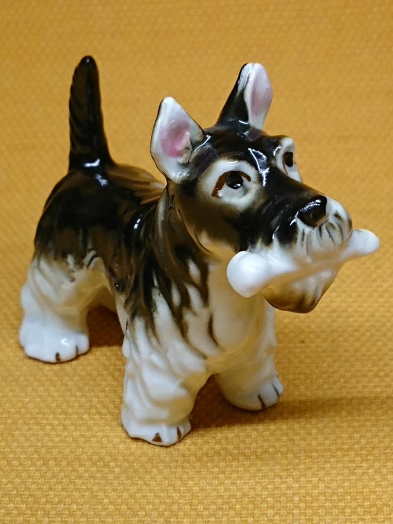 犬　スコティッシュテリア　陶器　置物　インテリア　工芸品　美術品　A3118