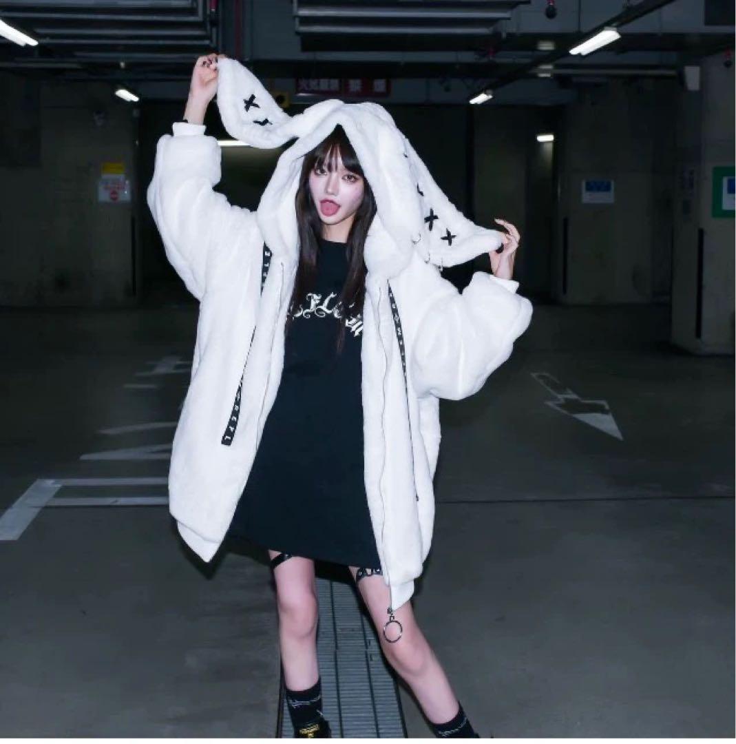 お出かけに♪ゆったりフード付きアウター