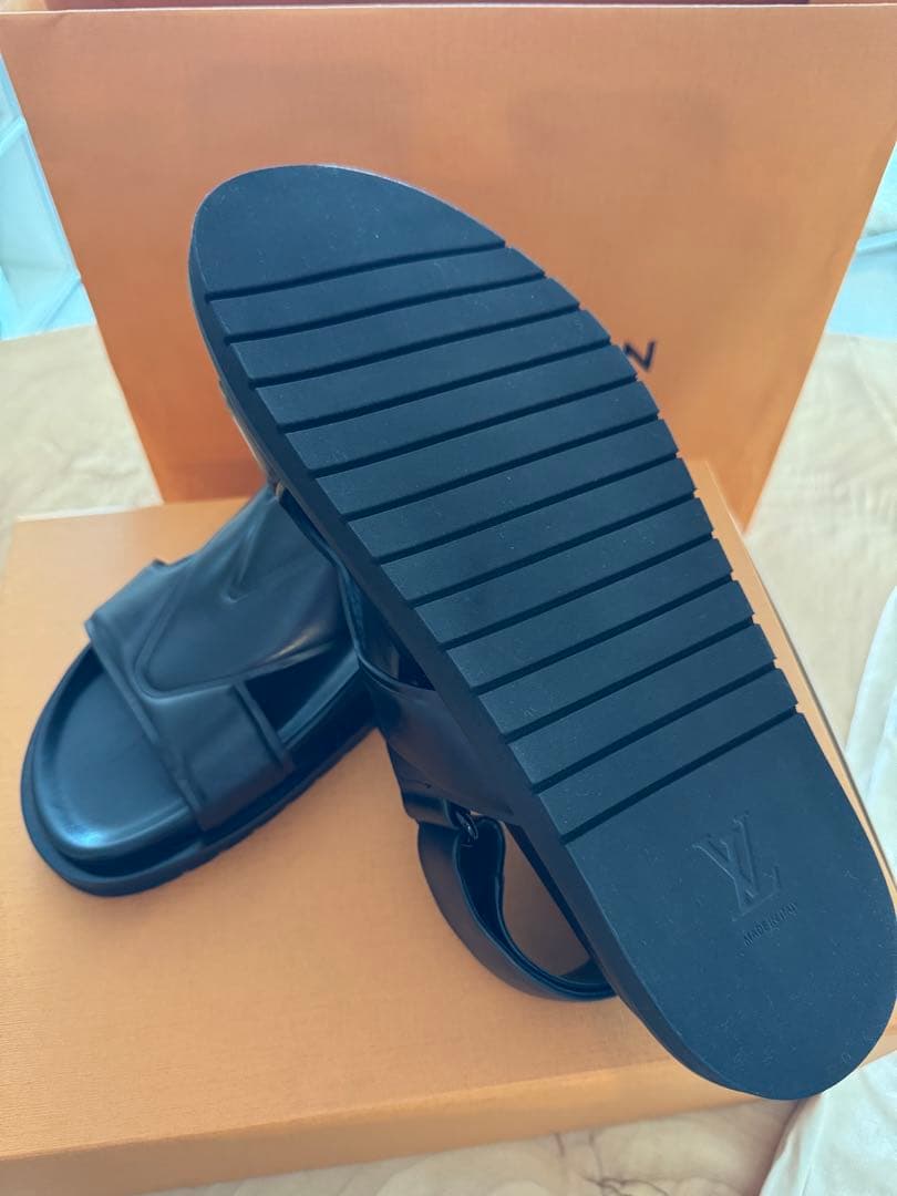 Louis Vuitton ルイ・ヴィトン LV オアシス・ライン サンダル