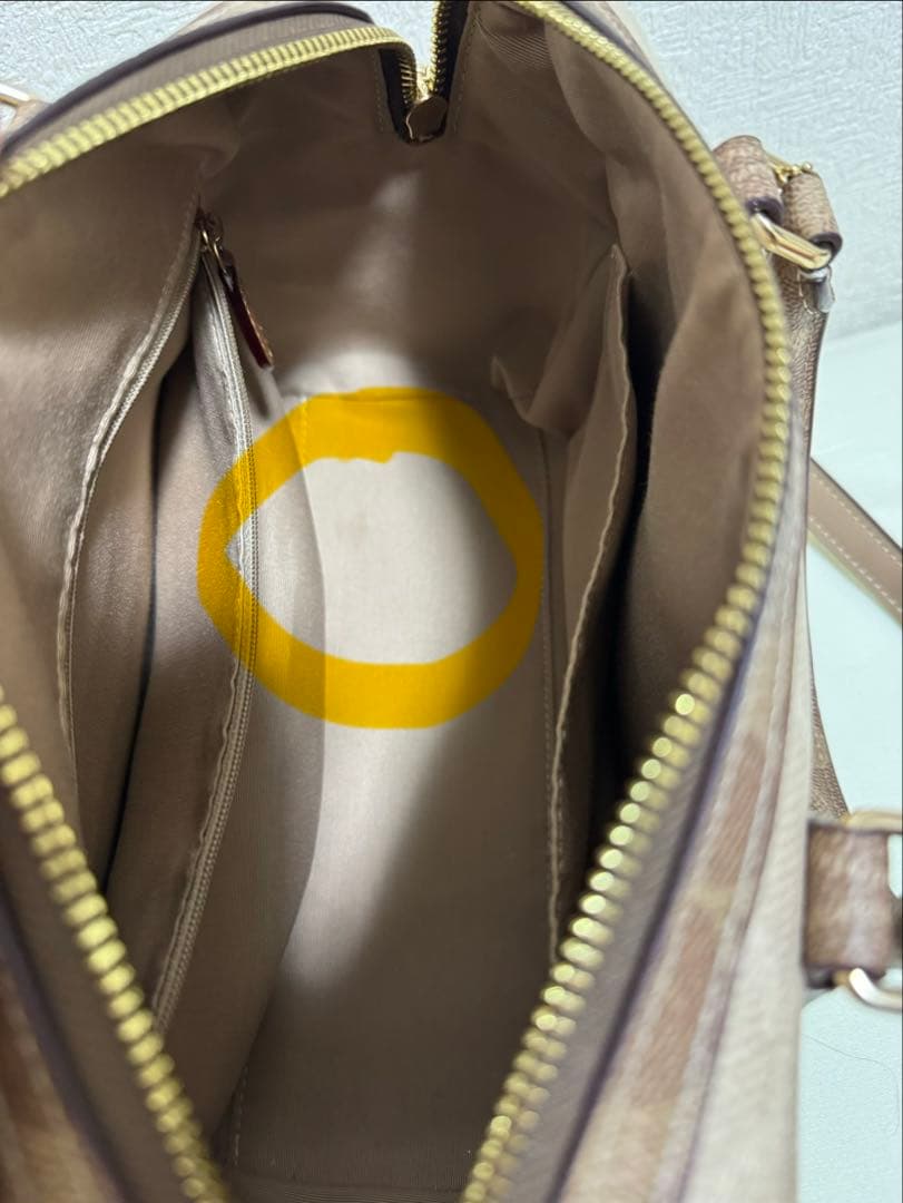 COACH ベージュ ショルダーバッグ