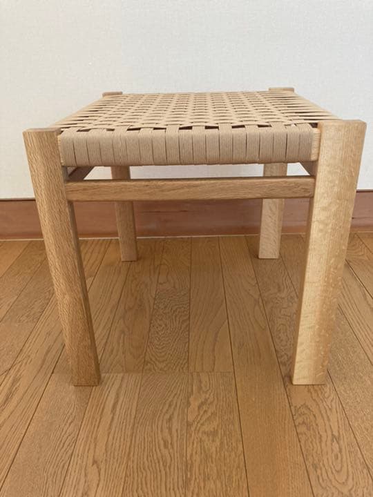 木製スツール「信濃大町の楢スツール」