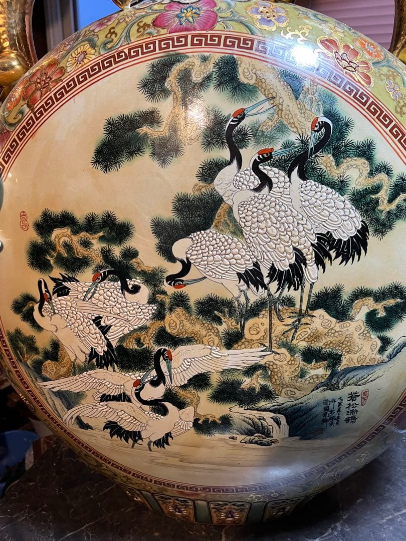 中国美術、嶺東窯製 、金彩花瓶93㌢金彩色絵 大花瓶 、鶴図 、龍、特大花瓶