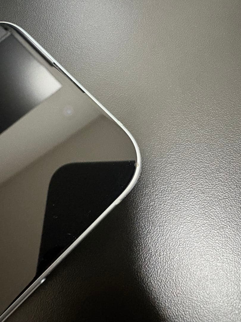 Apple iPhone15 256GB ホワイト 本体