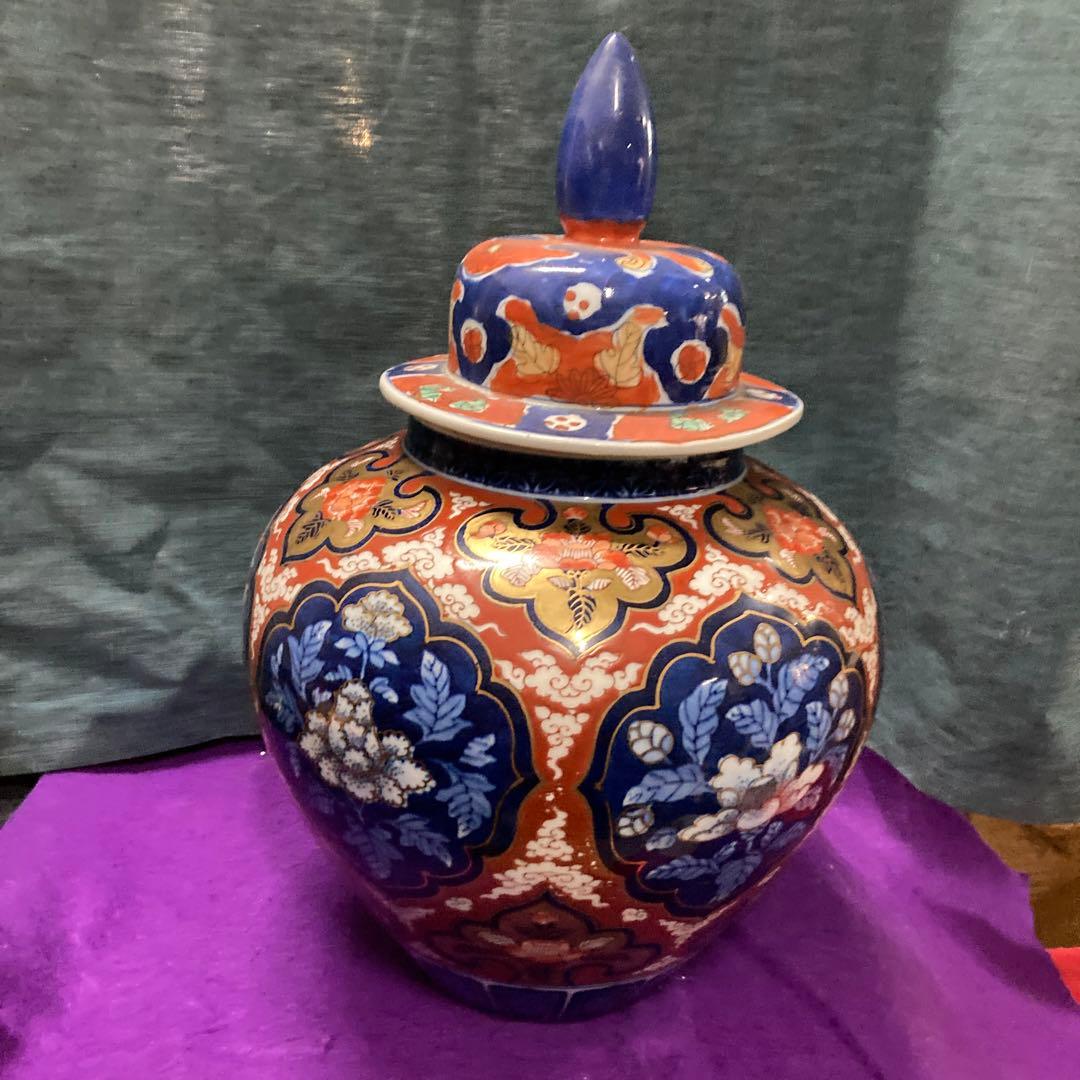 古伊万里、古九谷焼き赤絵壺只今初売り出しです❣️