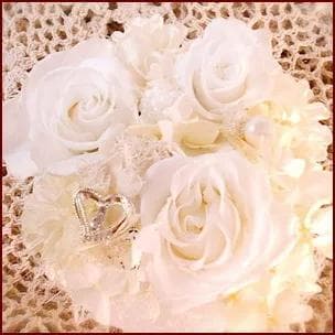 プリザーブドフラワー　花時計 　ハート＆ホワイトローズ