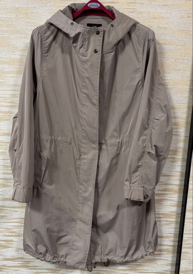 23区・ベージュファー付きモッズコート　サイズ44