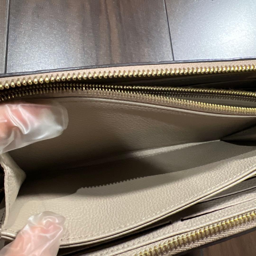 Louis Vuitton ベージュレザー長財布
