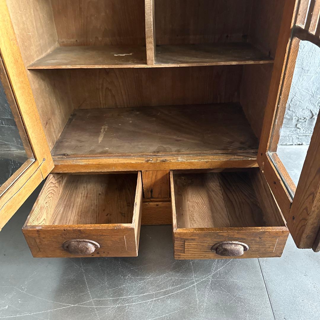 瞬間的お値下げ❗️ヴィンテージ　ミニガラス戸棚　食器棚　書棚