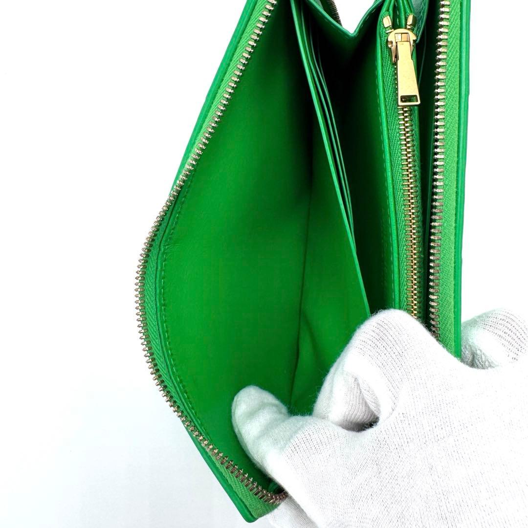 ボッテガヴェネタ マキシイントレチャート カセット 長財布 ジップアラウンド