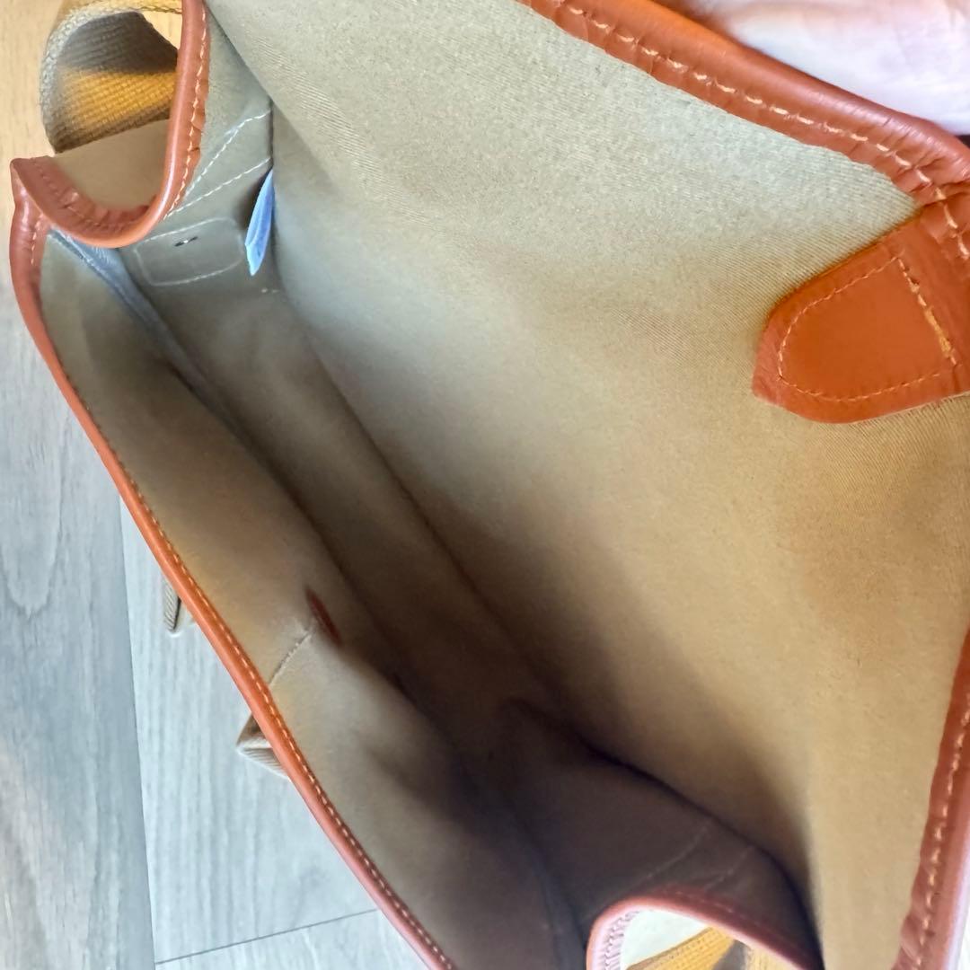 Brady ストア カーキ ショルダーバッグ