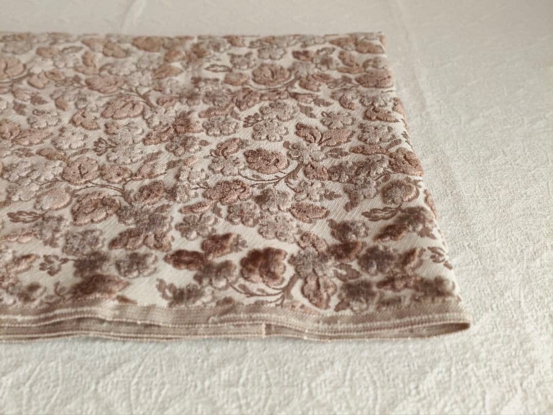 * vintage textile ❀ ふんわり お花柄 テキスタイル