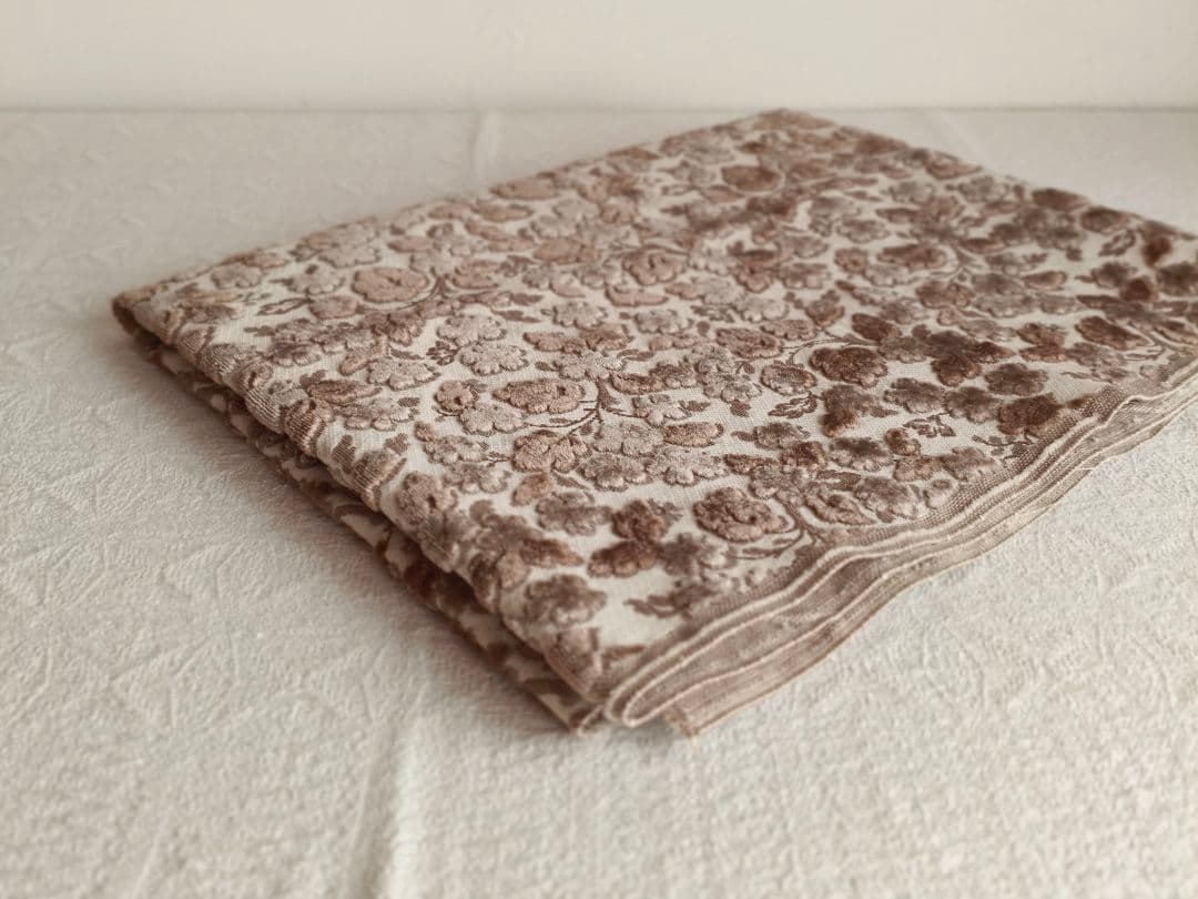 * vintage textile ❀ ふんわり お花柄 テキスタイル