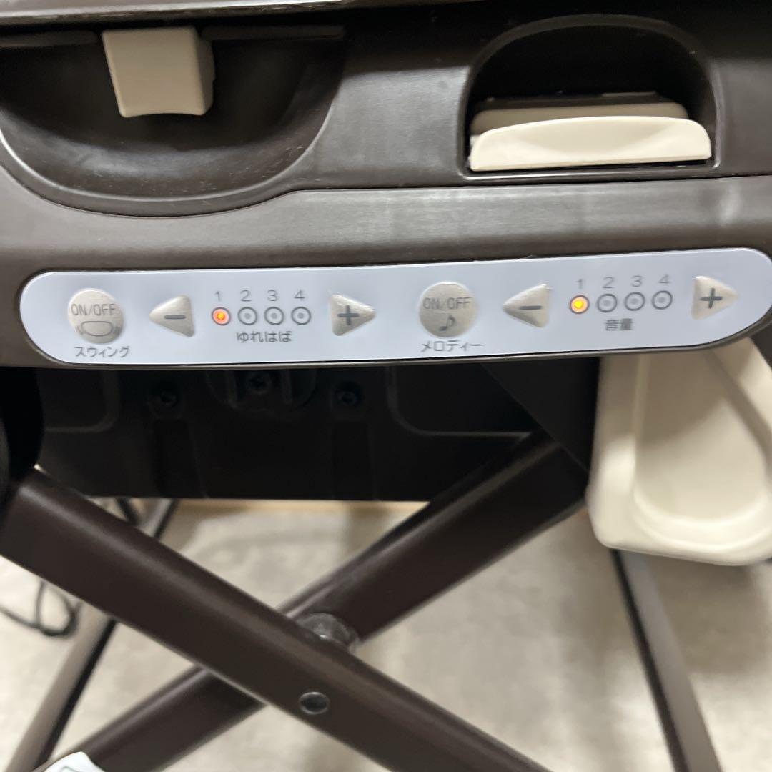 コンビ ネムリラ 4キャス AT オートスウィング ハイローチェア