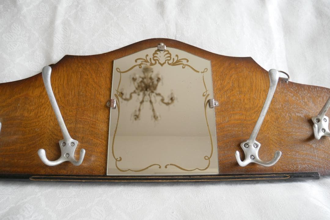 イギリス製アンティーク　ミラー付き木製ハンガーラック