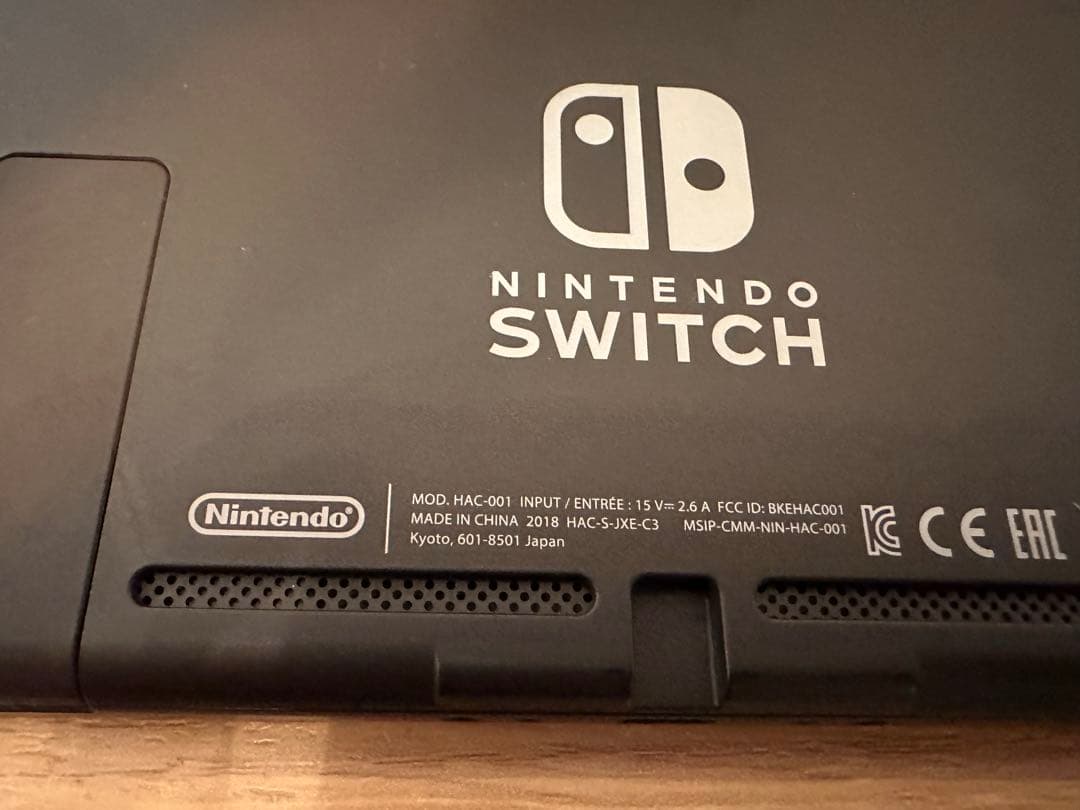 【2018年製】　美品　Nintendo Switch 任天堂　スイッチ