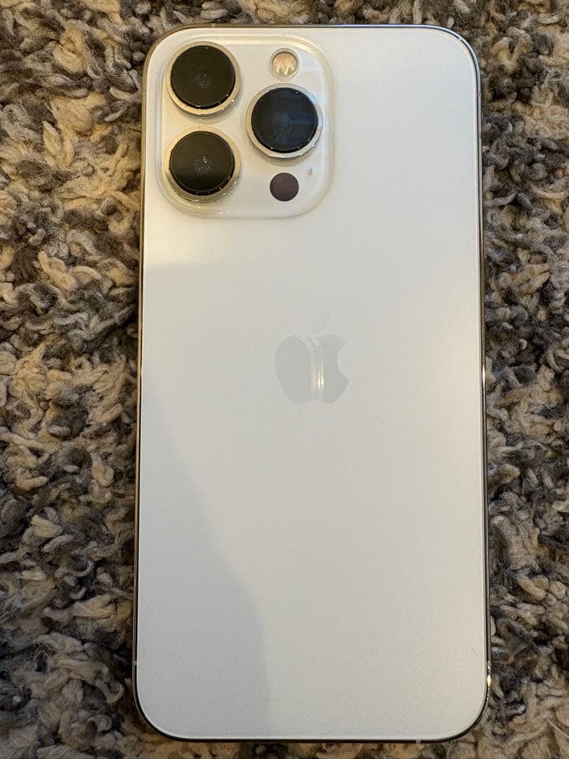 Apple iPhone 13 Pro SIMフリー　画面ヒビ割れ