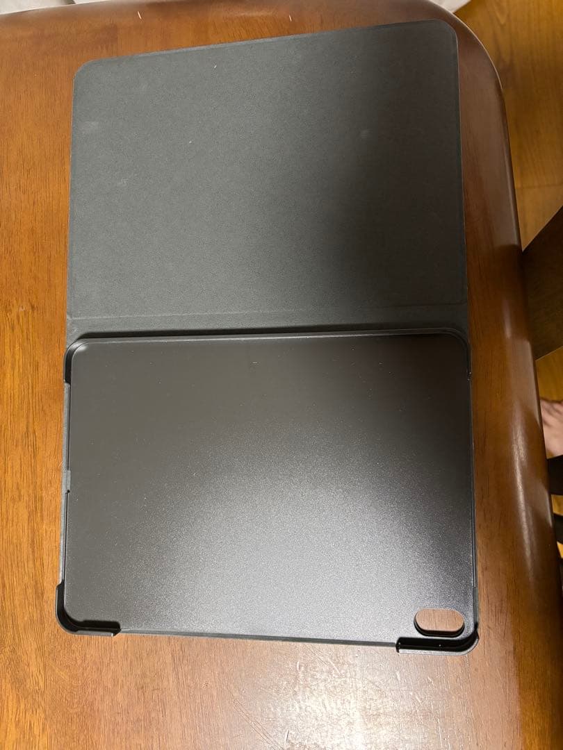 iPadAir5th(2022)バッテリー性能97%美品青(箱無にて限定値下げ