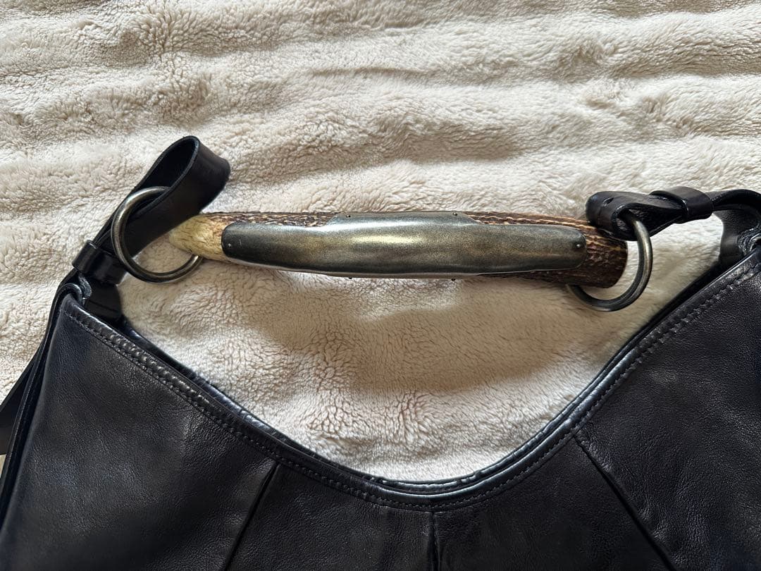 サンローラン　モンバサ