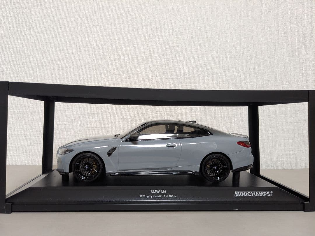 BMW M4　ミニカー　ベンツ　オートアート　京商 1/18　ミニチャンプス