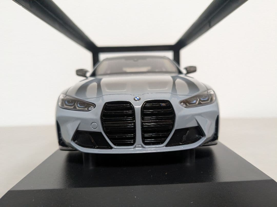 BMW M4　ミニカー　ベンツ　オートアート　京商 1/18　ミニチャンプス