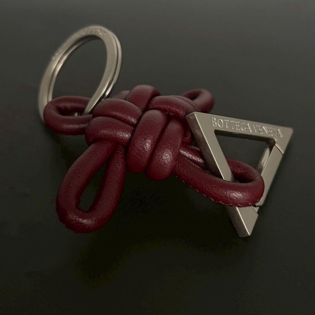 美品 ボッテガヴェネタ キーリング キーホルダー レザー トライアングル