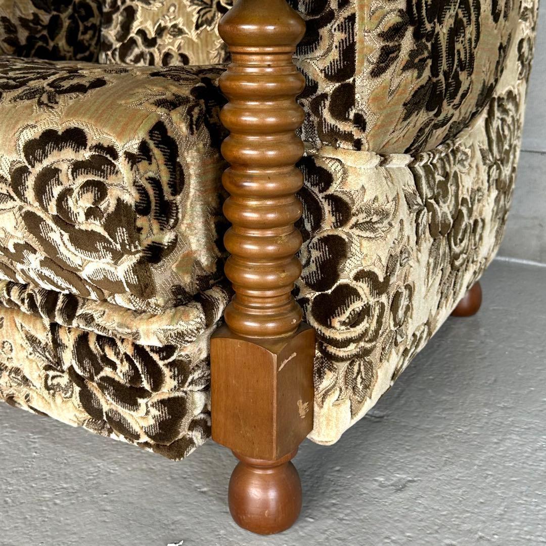 ✦喫茶店レトロ✦花柄モケット ソファ 木製アーム 昭和ヴィンテージ 金華山