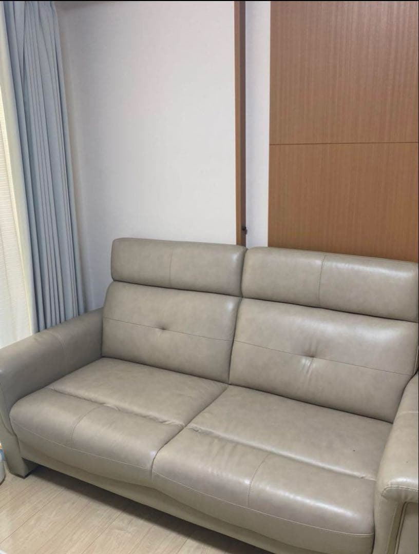 【サンサン】本革3人掛けソファ