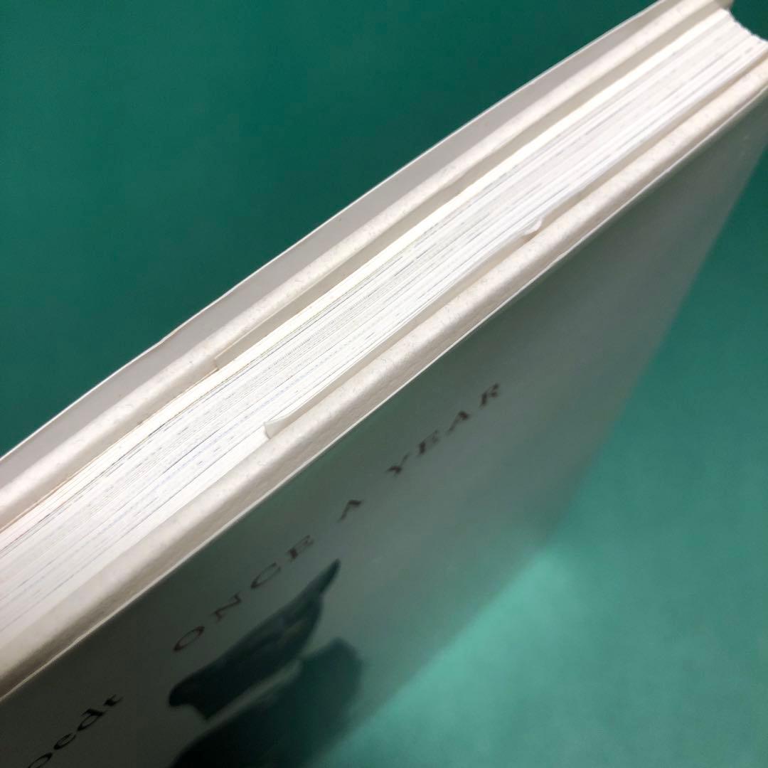 アート・デザイン・音楽 ONCE A YEAR by Axel Hoedt