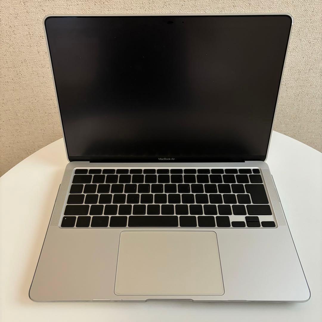 Apple MacBook Air M1 8GB 256GB シルバー