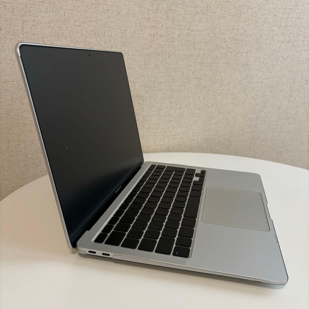 Apple MacBook Air M1 8GB 256GB シルバー