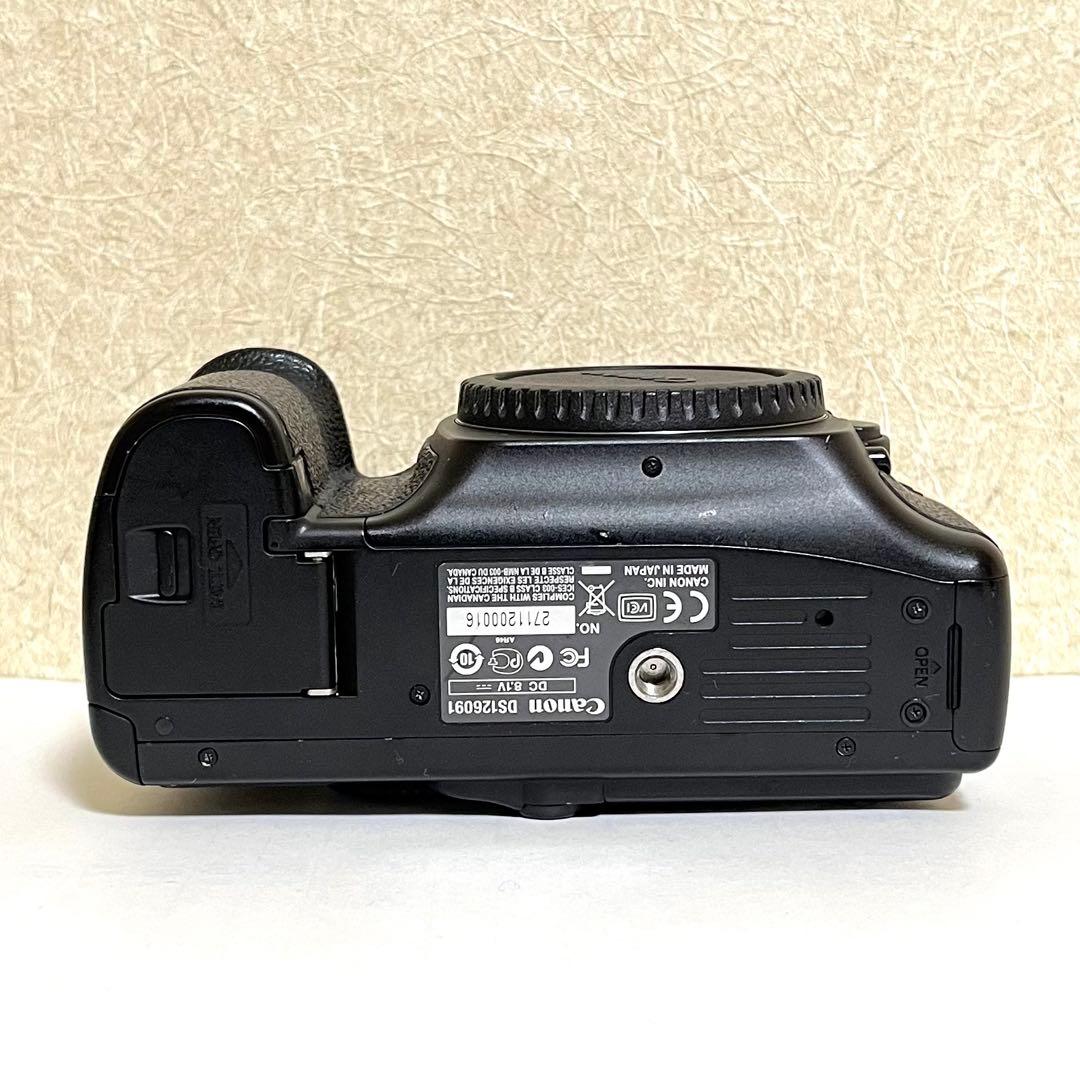 Canon EOS 5D ボディ （デジタル一眼レフカメラ）