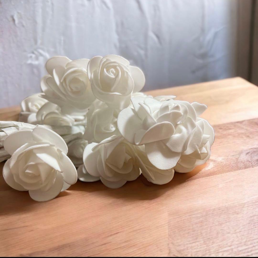 ローズツリーランプLED30個ローズナイトライトUSBバッテリー駆動 ホワイト✨️