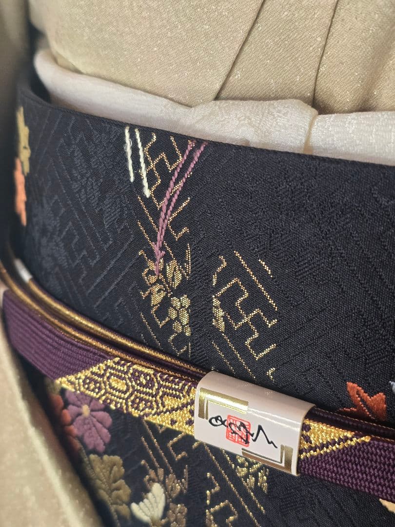 仕立て上がり　未使用品　色無地　暈し ４点フルセット　袋帯