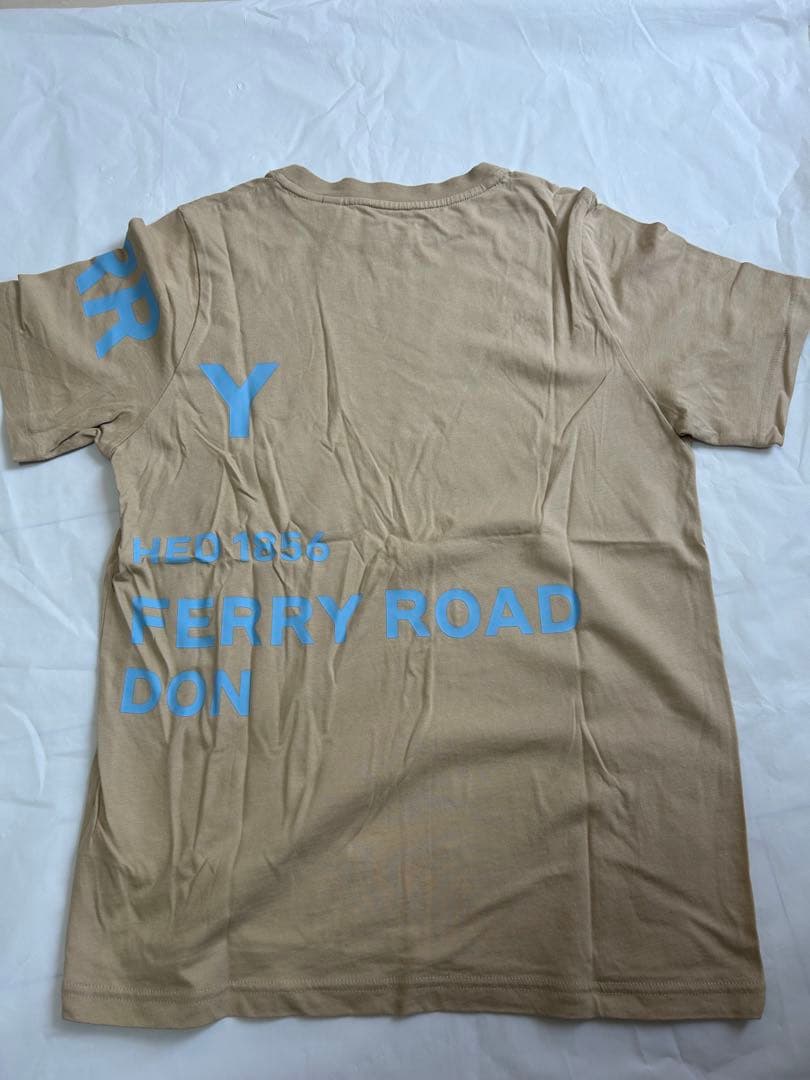 Burberry バーバリー　キッズ　Tシャツ　14y