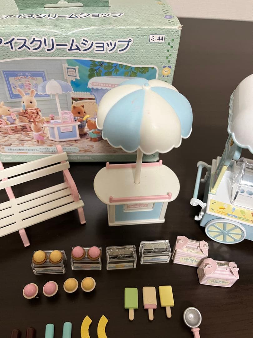 シルバニアファミリー　アイスクリームショップ