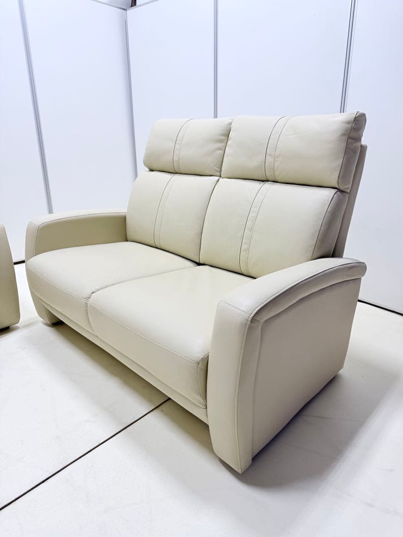 ニトリ　クリーム色 5人掛け レザー ソファ　2点セット