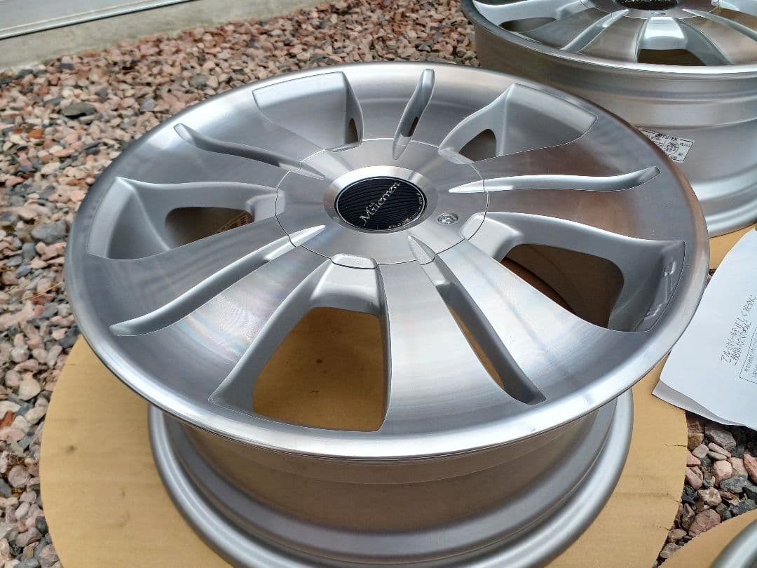 ★新品未使用★シュティッヒ　スポークタイプ★　15インチ　PCD114.3 5H