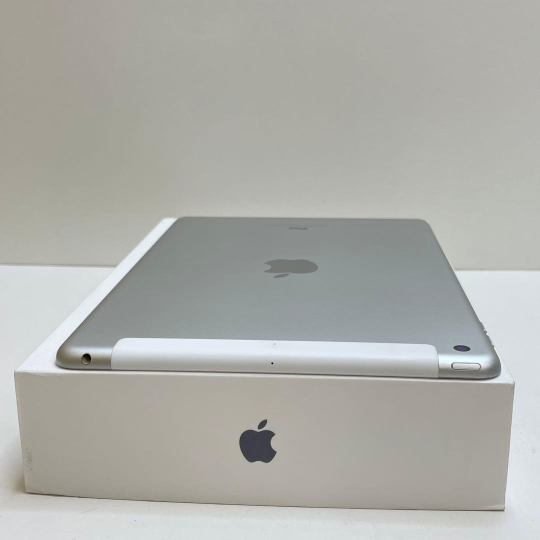 iPad 第6世代 128GB Wi-Fi + Cellular 90%