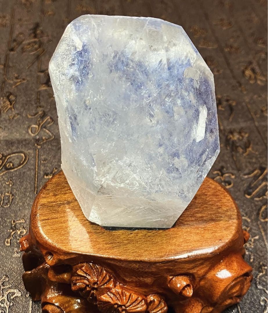 希少 デュモルチェライトインクォーツ 原石 280g 研磨済 台座付き